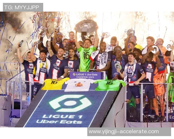 友谊赛精彩回顾拜仁逆转巴黎圣日耳曼帽子戏法点燃全场激情