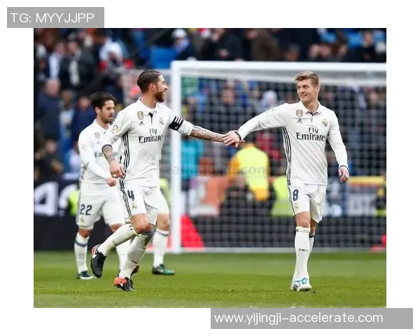 西甲激战曼联与皇马握手言和帽子戏法点燃全场激情