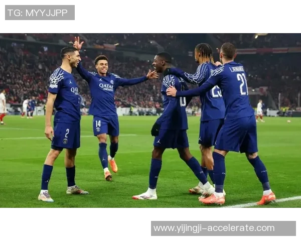 中超精彩对决巴黎圣日耳曼凭乌龙球险胜多特蒙德全场沸腾