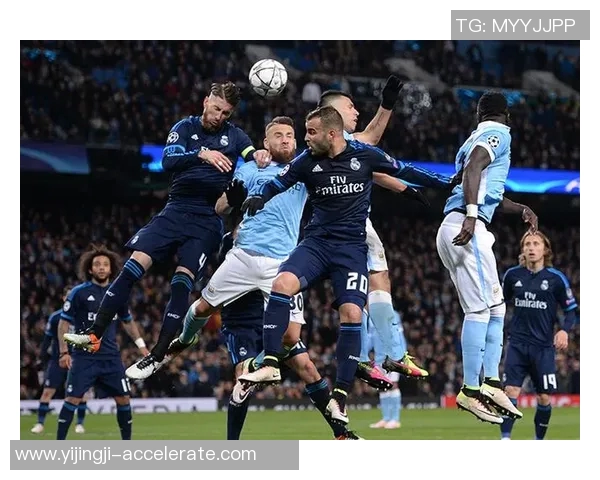 国王杯激战皇马与曼城战成平局补时进球引发全场狂欢