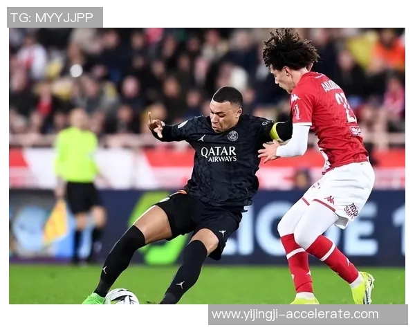 德甲激战：AC米兰大胜莱比锡引发争议判罚全场沸腾